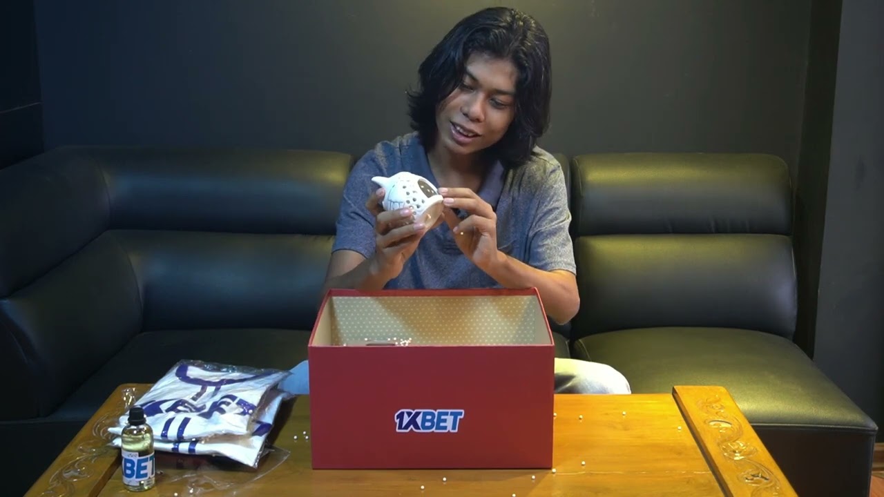 1xbet PR gift unboxing