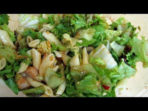 Salad & Pasta with Sweet-Chili-Dressing