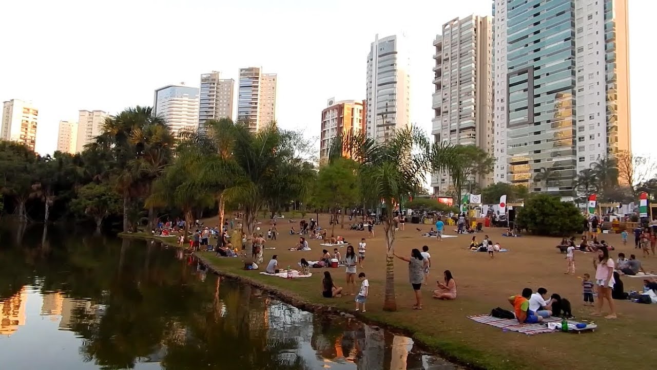 PARQUE FLAMBOYANT, Goiânia - GO.