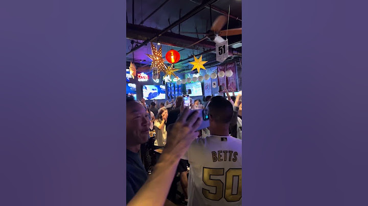 World Series game 1 LA Dodgers grand slam reaction Orange Bar Buena Park CA. Dodgers vs Yankees 2024