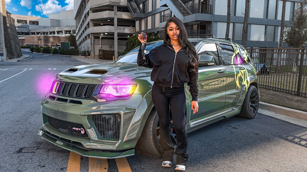 I LET HER CUT UP IN MY 1000HP TRACKHAWK