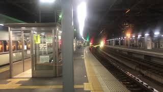 ＪＲ西日本５２１系北陸本線仕様福井駅入線シーン