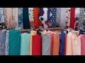 شاهد فيديو ل قماش الملايات القطن العمريه  رسومات الجديده الحديثه في سوق الثلاثاء في كفر طهرمس