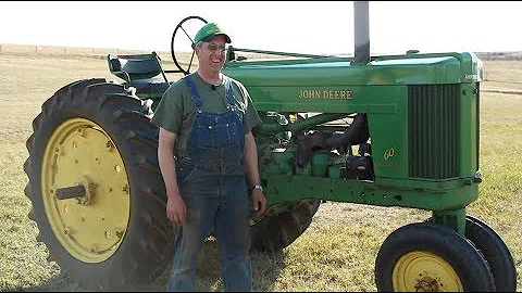 Jak velký je traktor John Deere 60?
