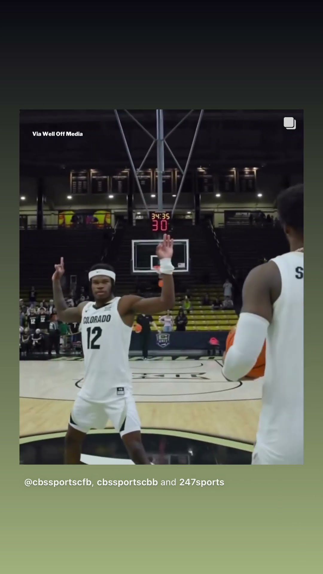 He knew it was good #hoodnews #travishunter #shedeur #colorado #basketball #sports #omg #how #wow