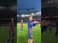 Juu ya meza. 9 pointi wazi. 🫡 Barcelona ni blaugrana!