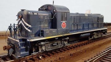 Althearn RS-3. Soundtraxx Economy, Soundtraxx Mini Cube.