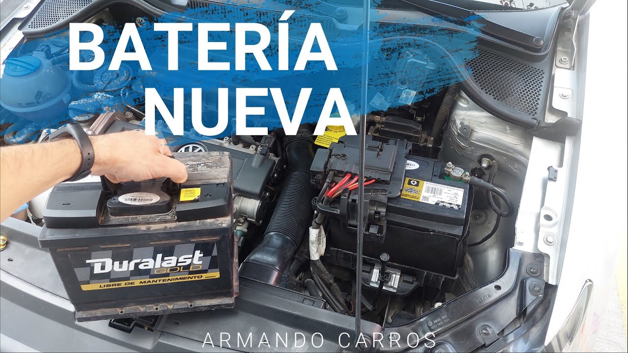Como cambiar batería de coche 🔋, acumulador nuevo en VW Vento | Armando