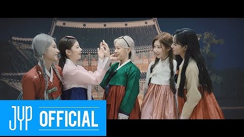 ITZY "Not Shy" Dance Practice (Hanbok Ver.)