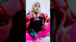 JILBAB TIKTOKAN PAMER MEMEK TEMBEM BIKIN NGACENG😍😍😍