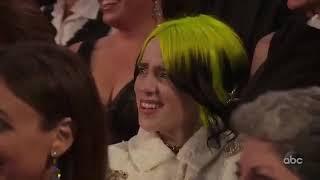 Billie Eilish reacts to Maya Rudolph and Kristen Wiig's impromptu musical medley #Oscars