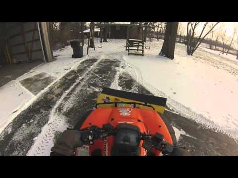 honda-rancher-350-4x4-plowing-snow!!-part-1