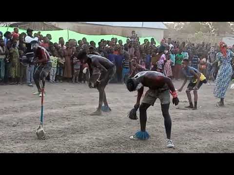 TAZAMA NYANDA MKALA NA GUDE GUDE SEGESE WATAMBIAN UBABE KWENYE SHOW BY DJ MAICO 