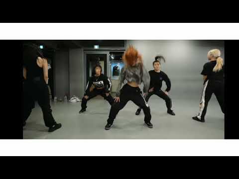au UNIVERSITY WAR [blackbangtan] dance, 6