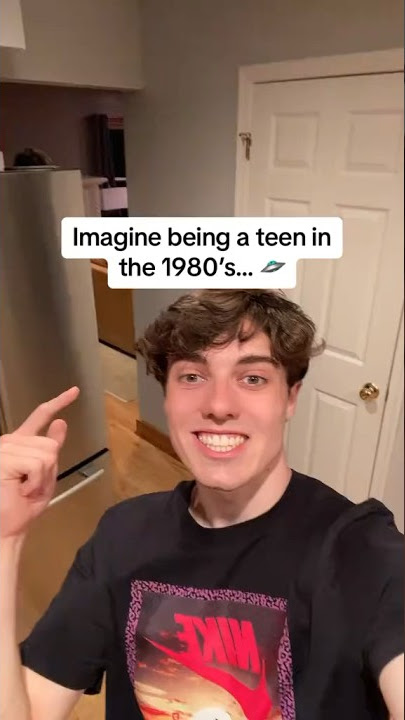 Imagine being a teen in the 1980’s… 🛸