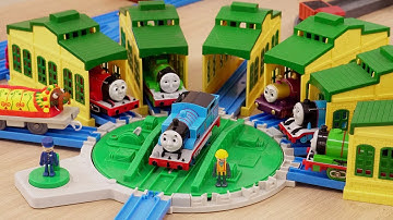 Plarail Thomas the Tank Engine ☆ Big Turntable & Engine Shed Playset