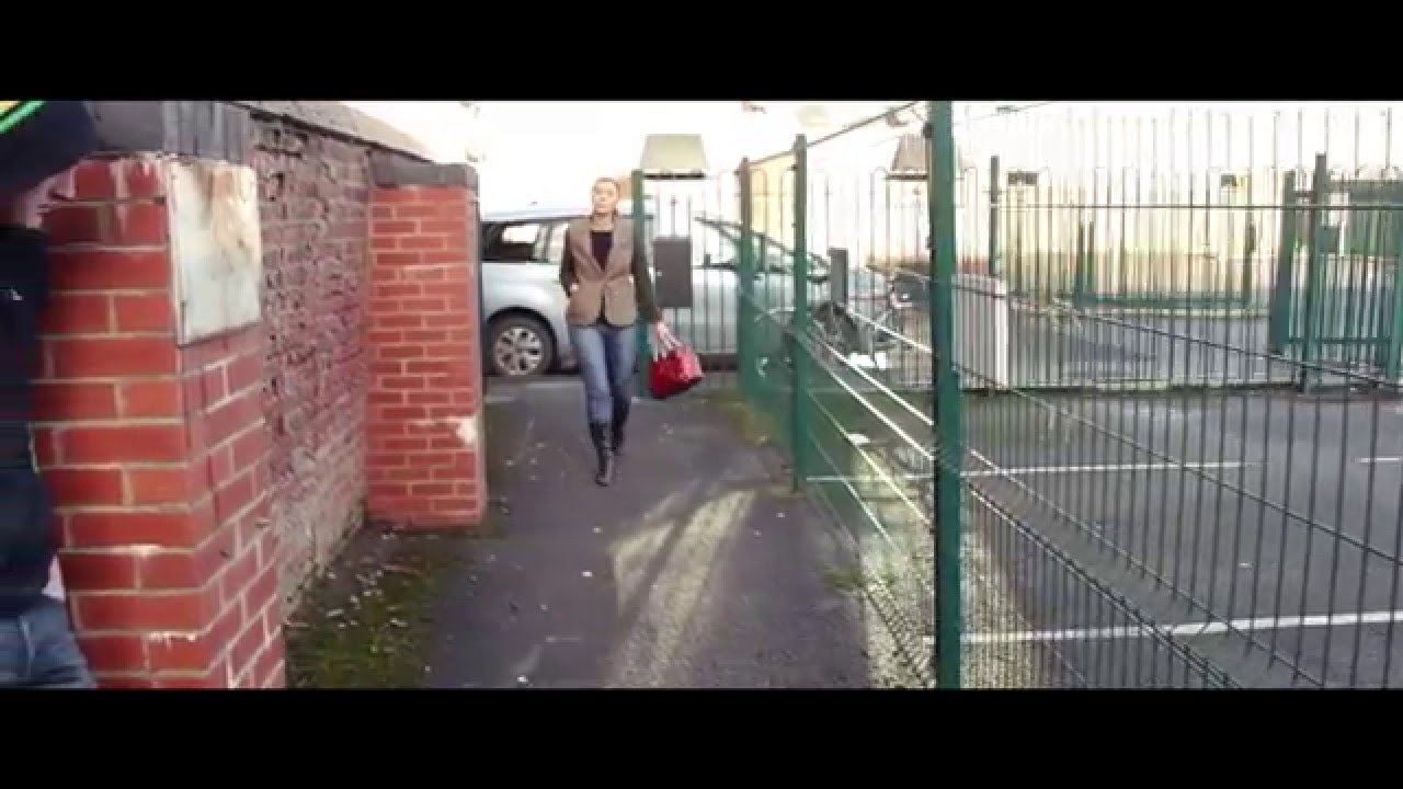 Knifepoint Mugging Foiled by Female Victim Using Krav Maga