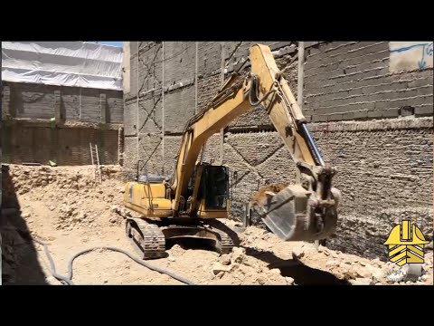 آموزش کار با بیل مکانیکی