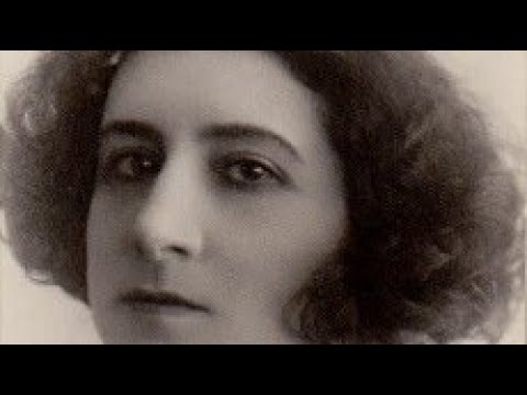 Pilar de Valderrama, poeta y dramaturga