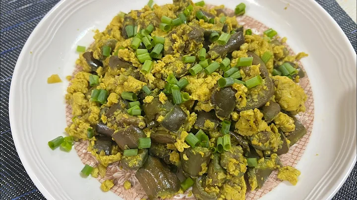How to cook adobong talong with egg. Quick and eas...
