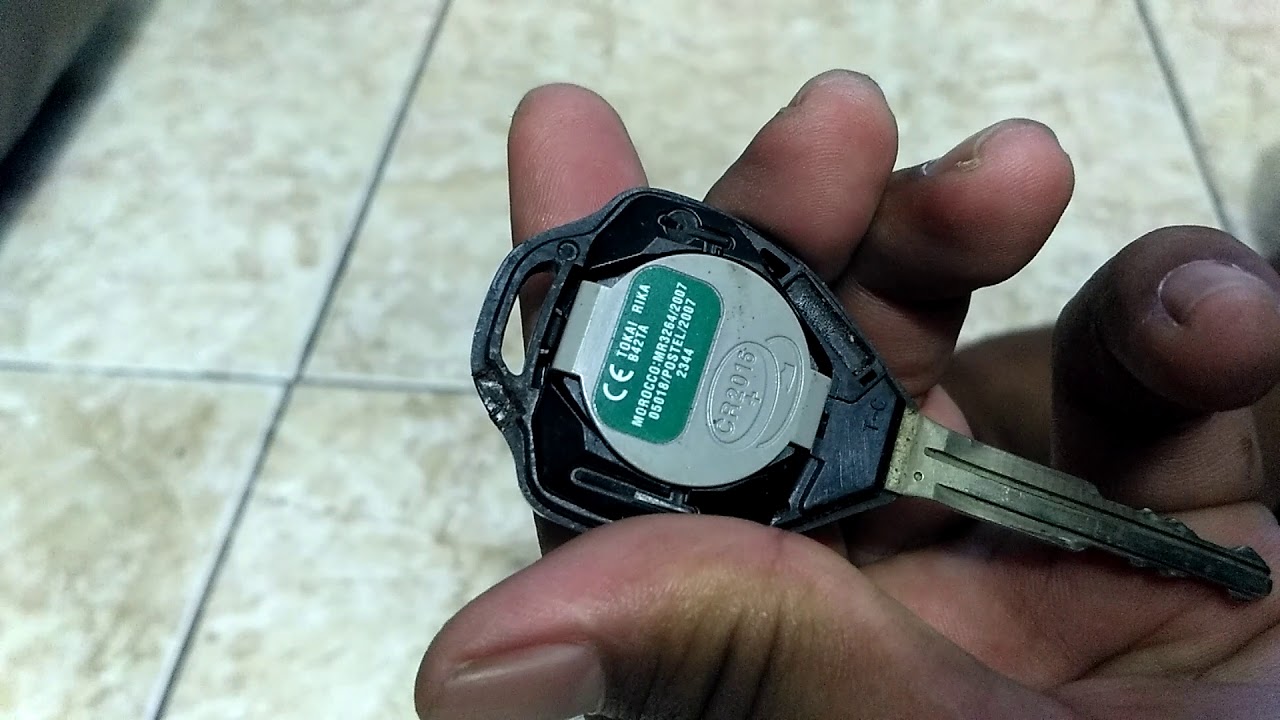 Cara buka kunci remote Mobil Toyota Fortuner atau Inova