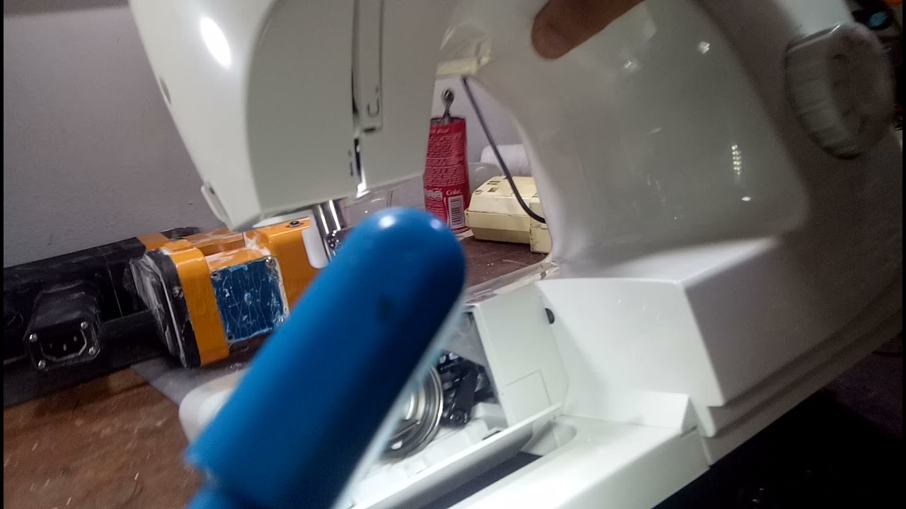 كيفية استخدام ماكينة الخياطة المحمولة Singer 8280(comment utiliser un machine à coudre Singer 8280 )