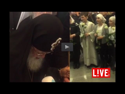 საოცრად ემოციური კადრები: როგორ დახვდნენ პატრიარქს მოსკოვში იქაური ქართველები