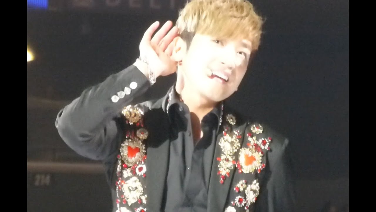 [KCON:LA 2015] Shinhwa - Greeting and Member Introductions