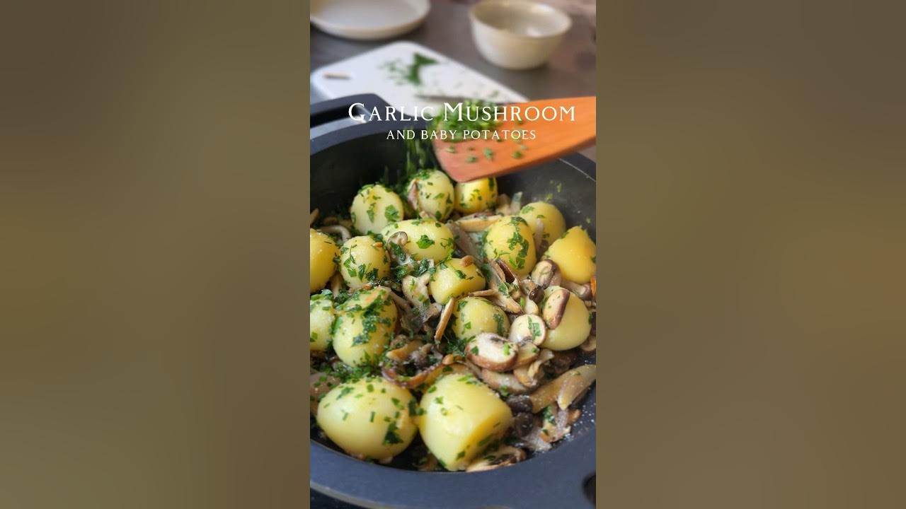 Garlic mushroom and baby potatoes #shortsrecipe #shortsvideo Garlic mushroom and baby potatoes #shortsrecipe #shortsvideo