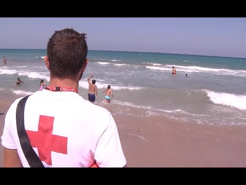 Cruz Roja en las playas de Valencia (versión nacional)