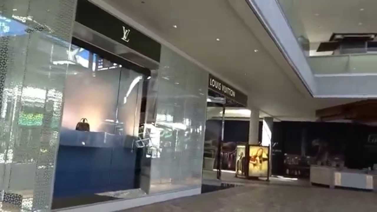 Louis Vuitton Ala Moana Hiring