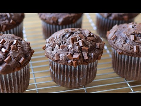 chocolate muffins