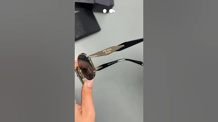 Unboxing Prada PR65ZS-ZVN09T #blinkblink #unboxing #prada #optykwarszawa #optyk