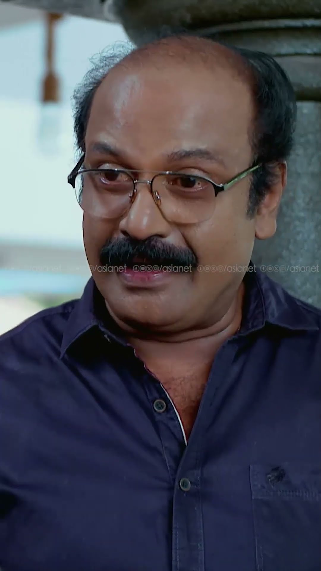 #ChempaneerPoovu ഇത്രേം സന്തോഷം വേണോ രവിയേട്ടാ??