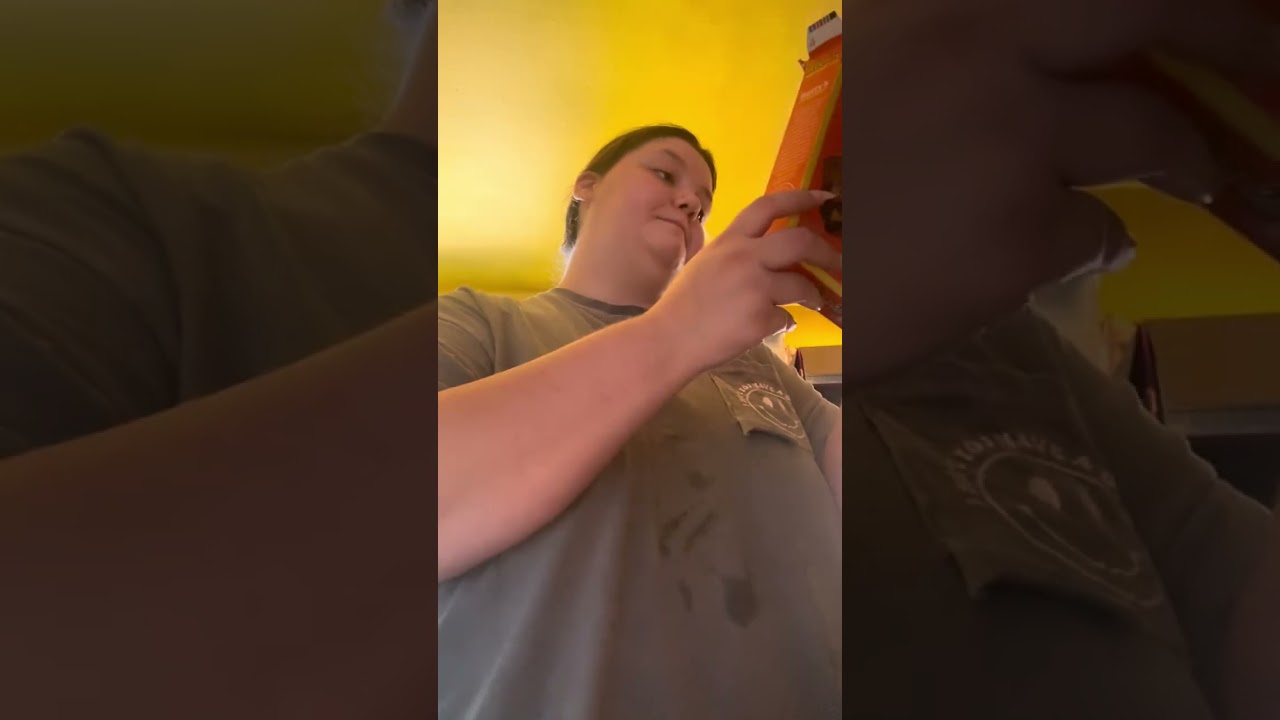 Bake Reese’s brownies with me!!￼