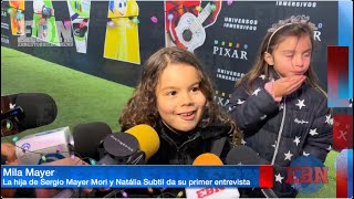 HIJA DE SERGIO MAYER MORI da su primer entrevista en una alfombra roja junto a sus amiguitas