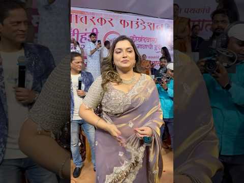 Aamrapali Dubey Looks Damn Gorgeous In Her Saree Look Buzzzookascrolls Aamrapalidubey 