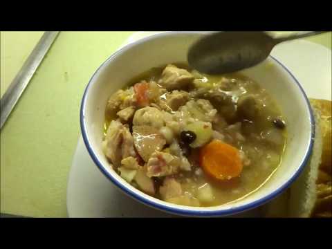 HEARTY CHICKEN SOUP