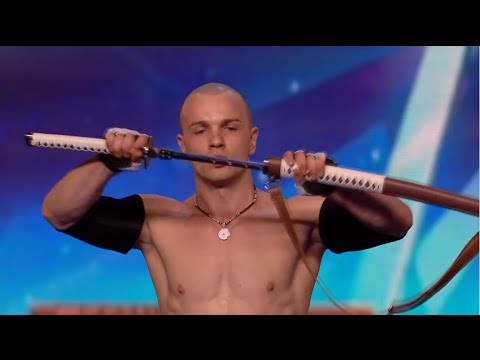 Смертельно опасный трюк на шоу талантов Александр Магала 2016 Got Talent