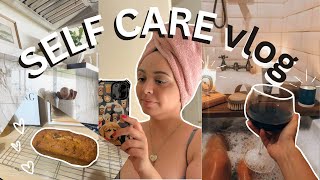 VLOG 7PM SELF CARE NIGHT IN MY LIFE!wind down with me: face masks, baking, journaling a cosy night