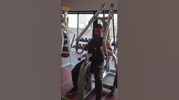 Hammer Strength High Row Machine