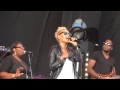 Emeli Sandé - Wonder ft. Naughty Boy V Festival 2013 - Next To STAGE 1080p