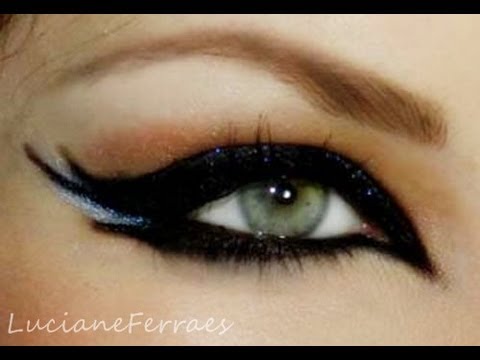 Black eyes com delineador triplo, por Luciane Ferraes