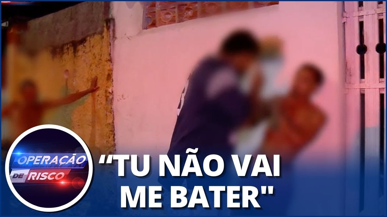 Homem em surto psicótico apanha de vizinho após ameaça