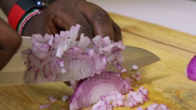 How to Cut an Onion - Jessica Gavin
