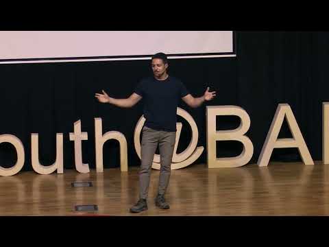 Düştüğünde Ayağa Kalkmasını Bil | Mustafa Namoğlu | TEDxYouth@BAL