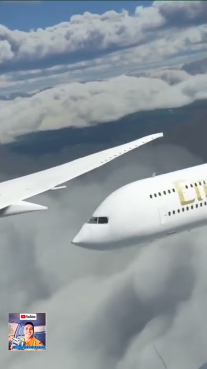 Download lagu #shorts AVIÃO PASSA PERTO UM DO OUTRO