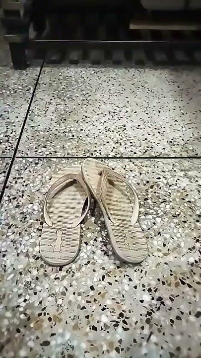 upar wali chappal
