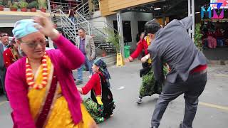 मगर्नी नानीकाे पन्चे बाजामा बबाल डान्स  Panche Baja - पन्चे बाजा - Nepali Culture Dance in Wedding