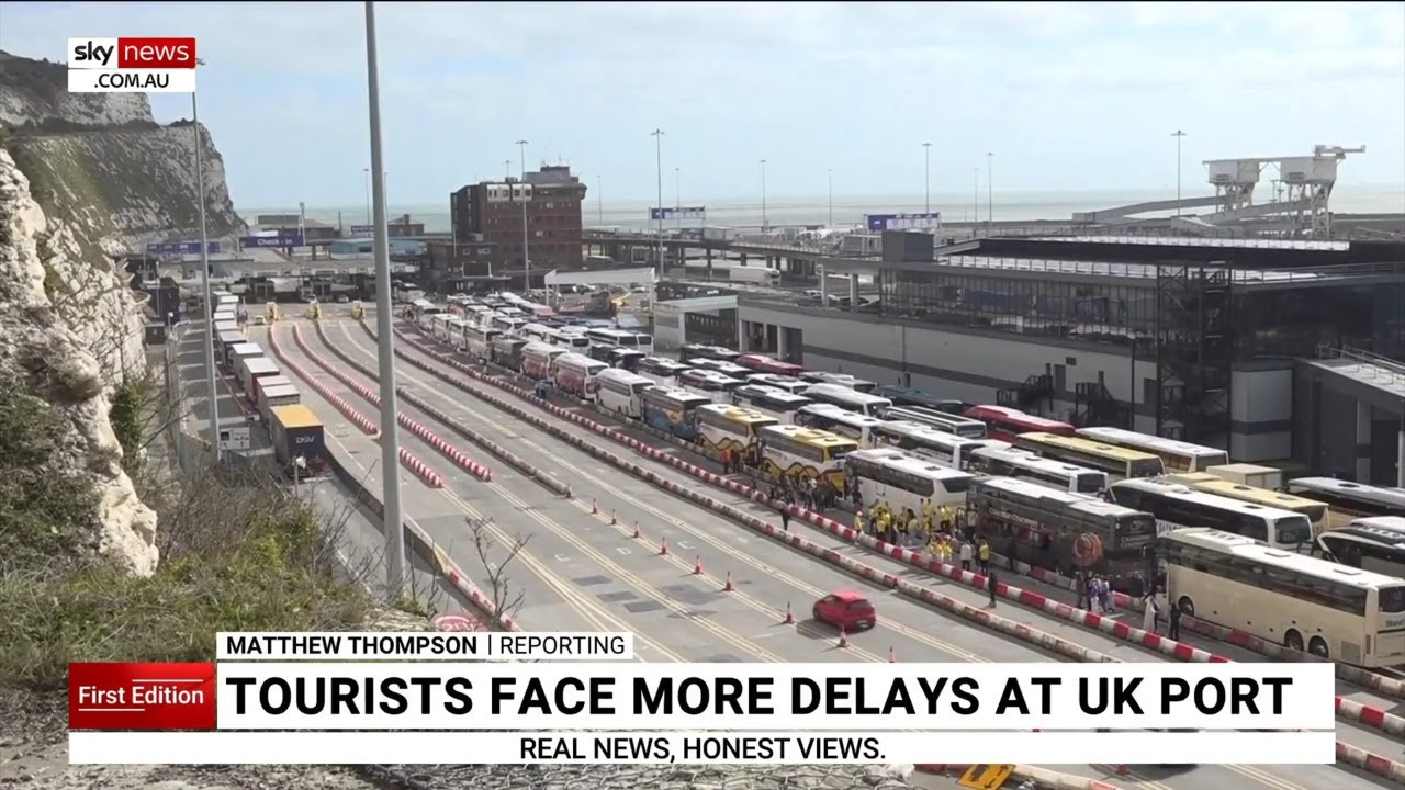 UK tourists face more delays at Dover port